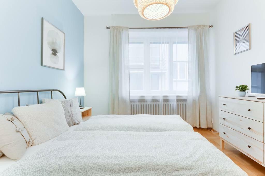 Apartment Alex Прага Экстерьер фото
