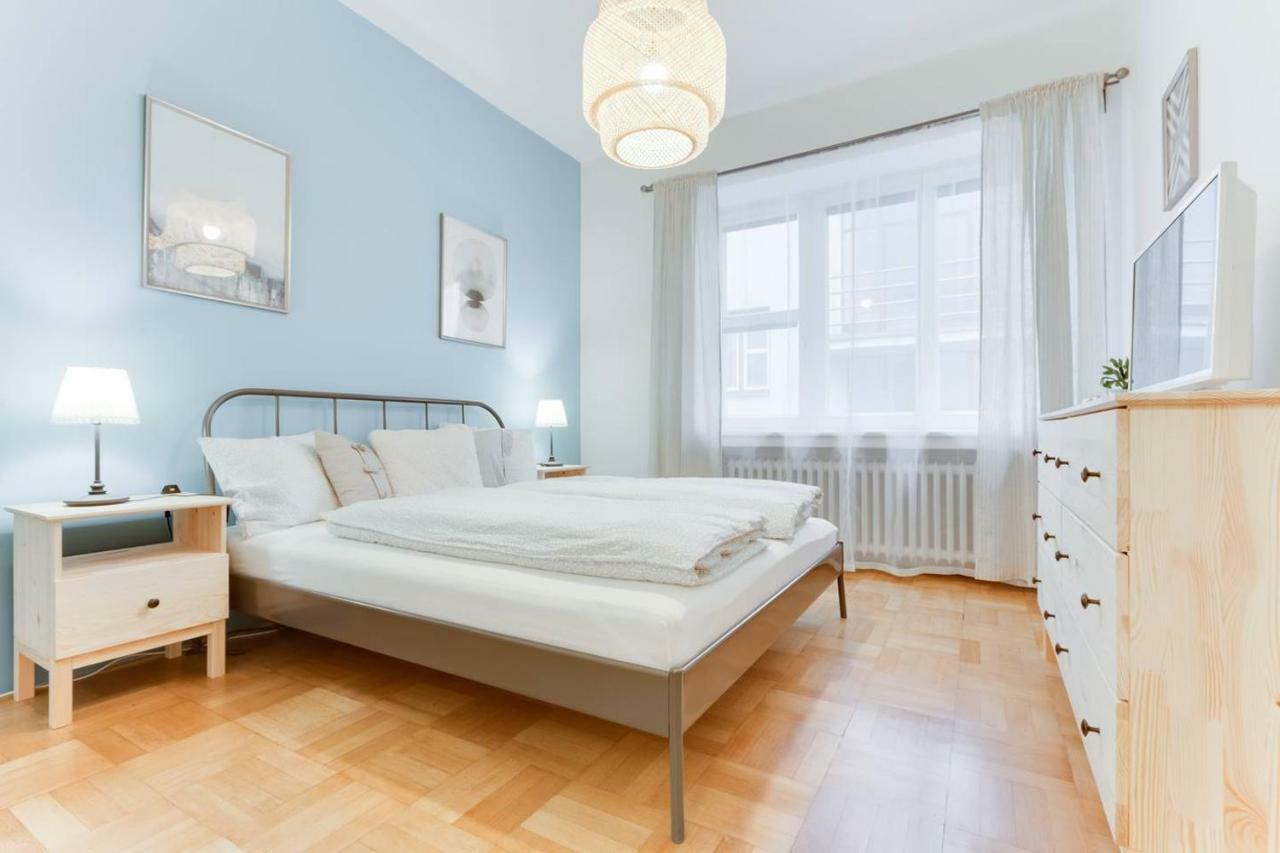 Apartment Alex Прага Экстерьер фото