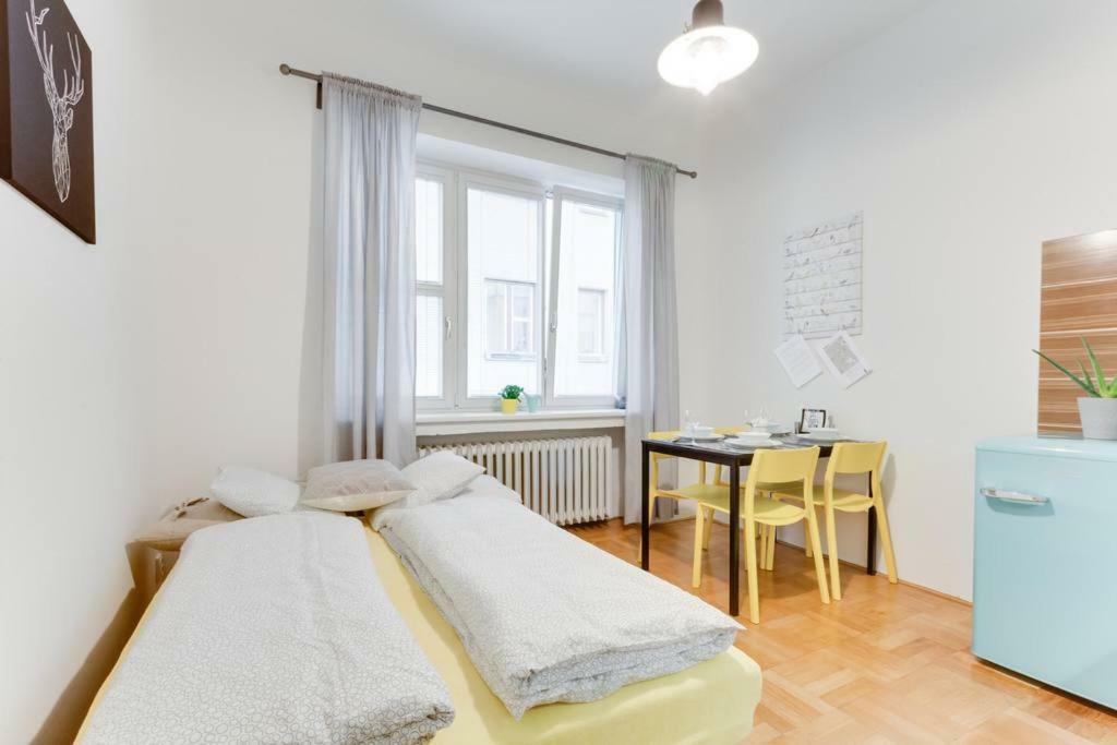 Apartment Alex Прага Экстерьер фото