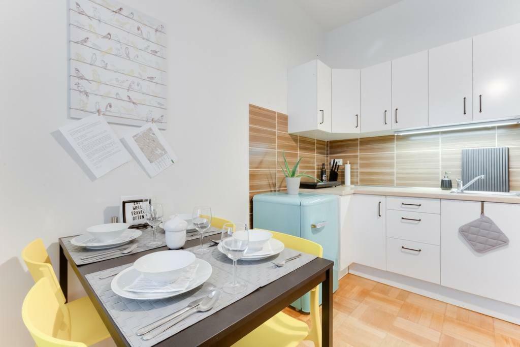 Apartment Alex Прага Экстерьер фото